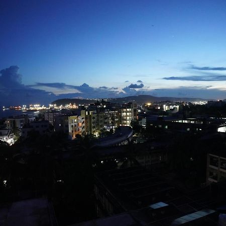 Akshayaa Grand Hotel Visakhapatnam Exterior photo