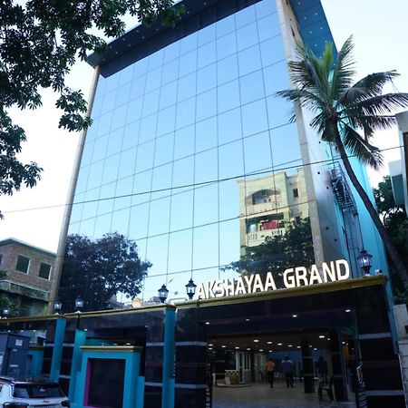 Akshayaa Grand Hotel Visakhapatnam Exterior photo