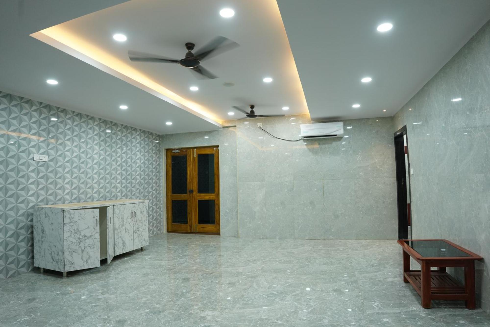 Akshayaa Grand Hotel Visakhapatnam Exterior photo