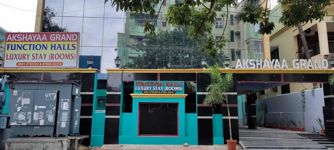 Akshayaa Grand Hotel Visakhapatnam Exterior photo